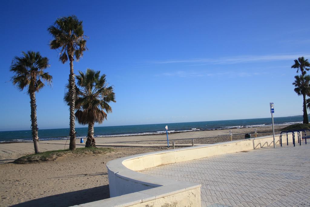 Apartamento Berry Playa Naufragos Torrevieja Kültér fotó