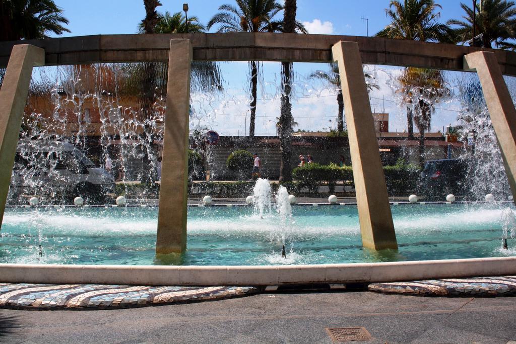 Apartamento Berry Playa Naufragos Torrevieja Kültér fotó