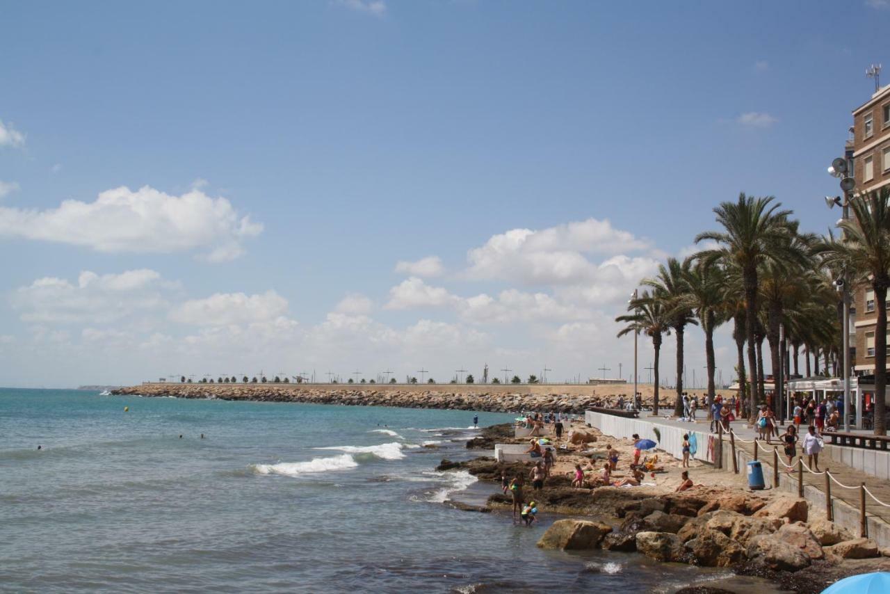 Apartamento Berry Playa Naufragos Torrevieja Kültér fotó